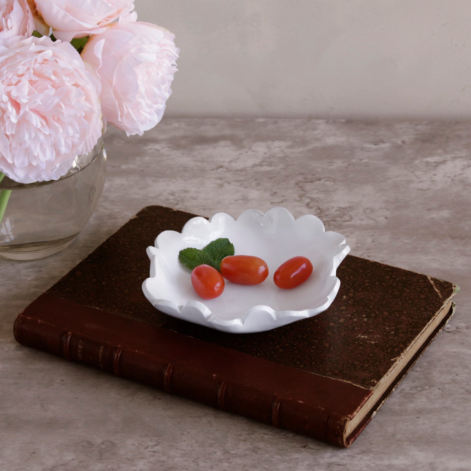 VIDA Colette Appetizer Plates Set of 4 (White) - Image 5